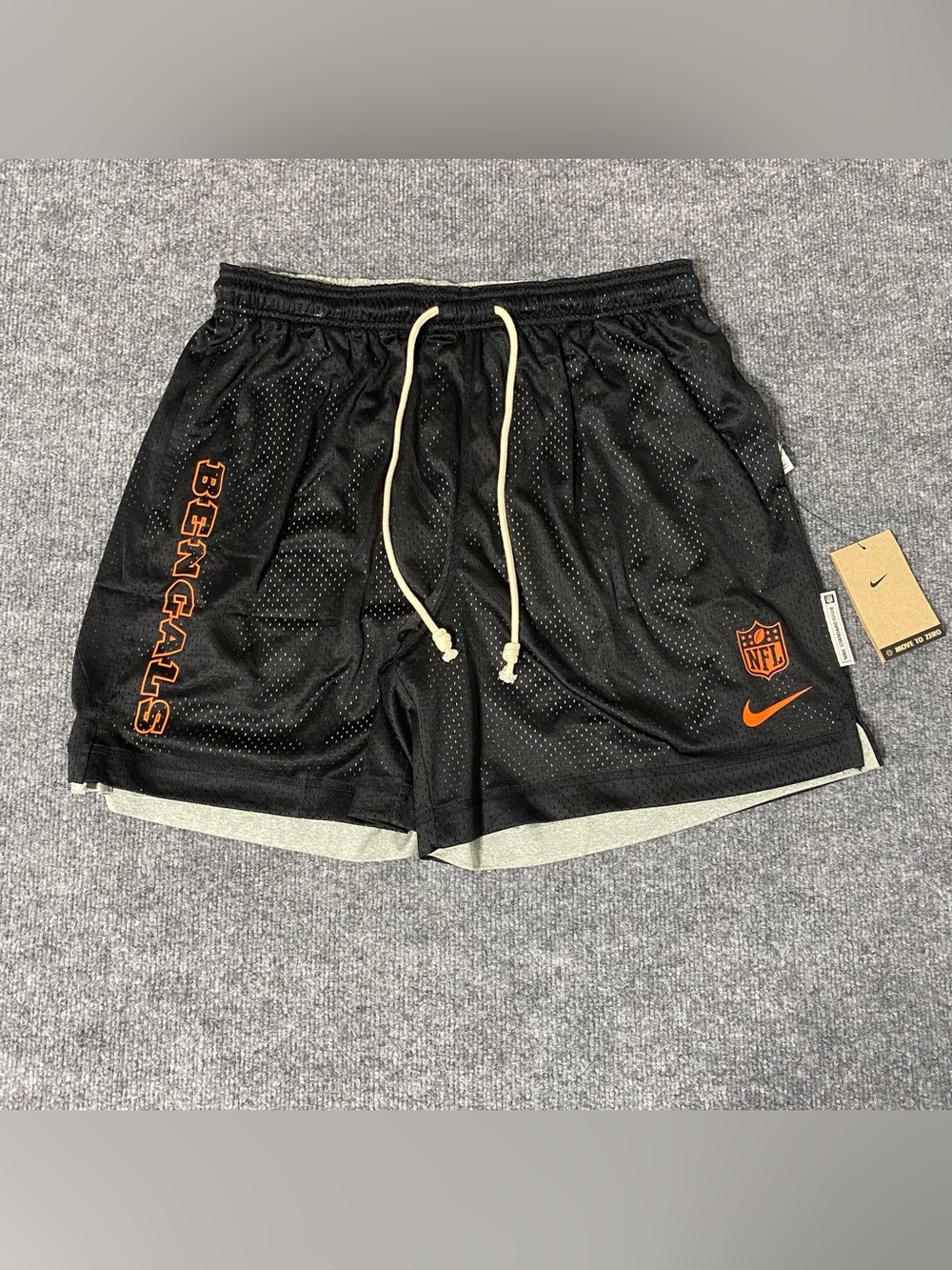 Nike Cincinnati Bengals Standard Issue Reversible Shorts Mens L NWT